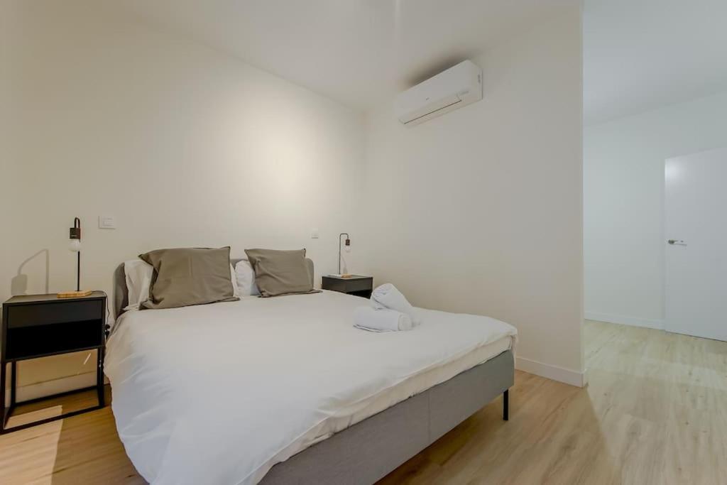 Modern Apt Para 6Px En La Plaza De Tirso De Molina 마드리드 외부 사진