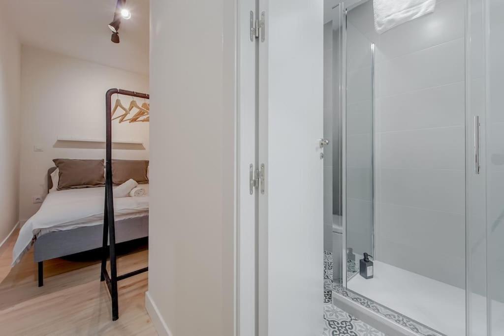 Modern Apt Para 6Px En La Plaza De Tirso De Molina 마드리드 외부 사진