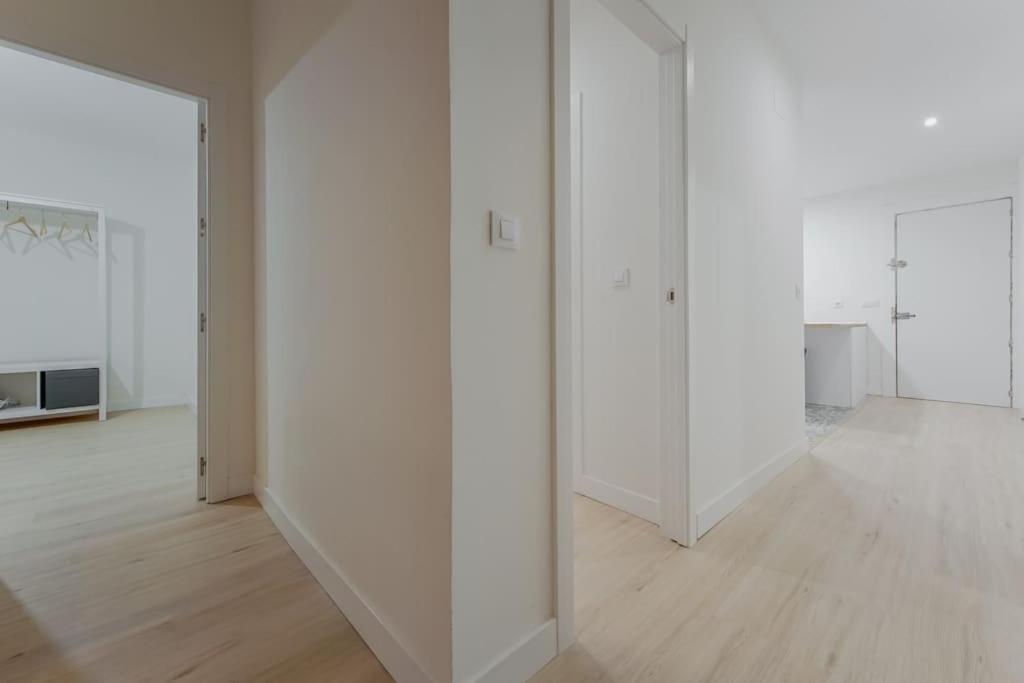 Modern Apt Para 6Px En La Plaza De Tirso De Molina 마드리드 외부 사진